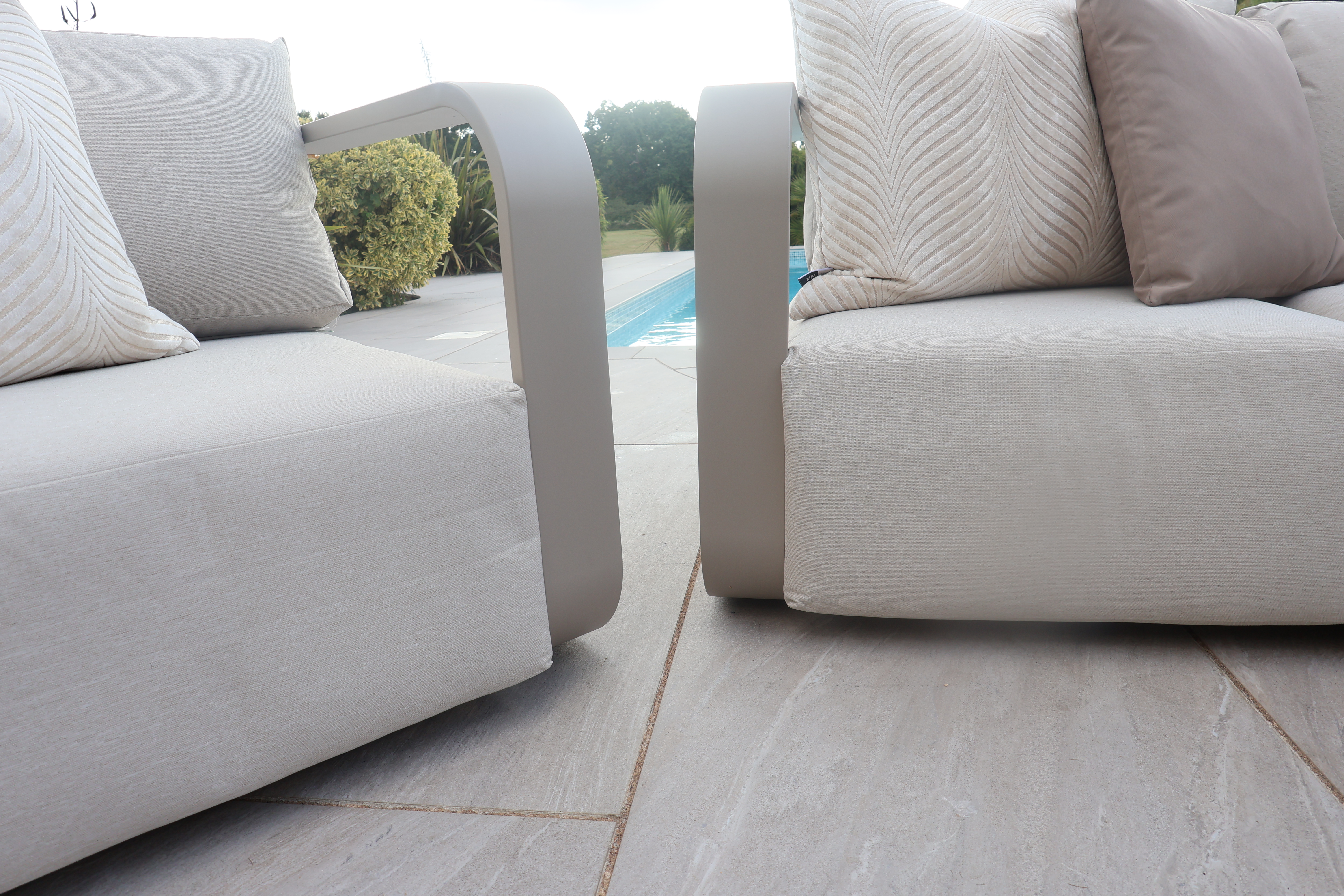 Chimes - Capri 3 Seat Aluminium Sofa Set With Coffee Table